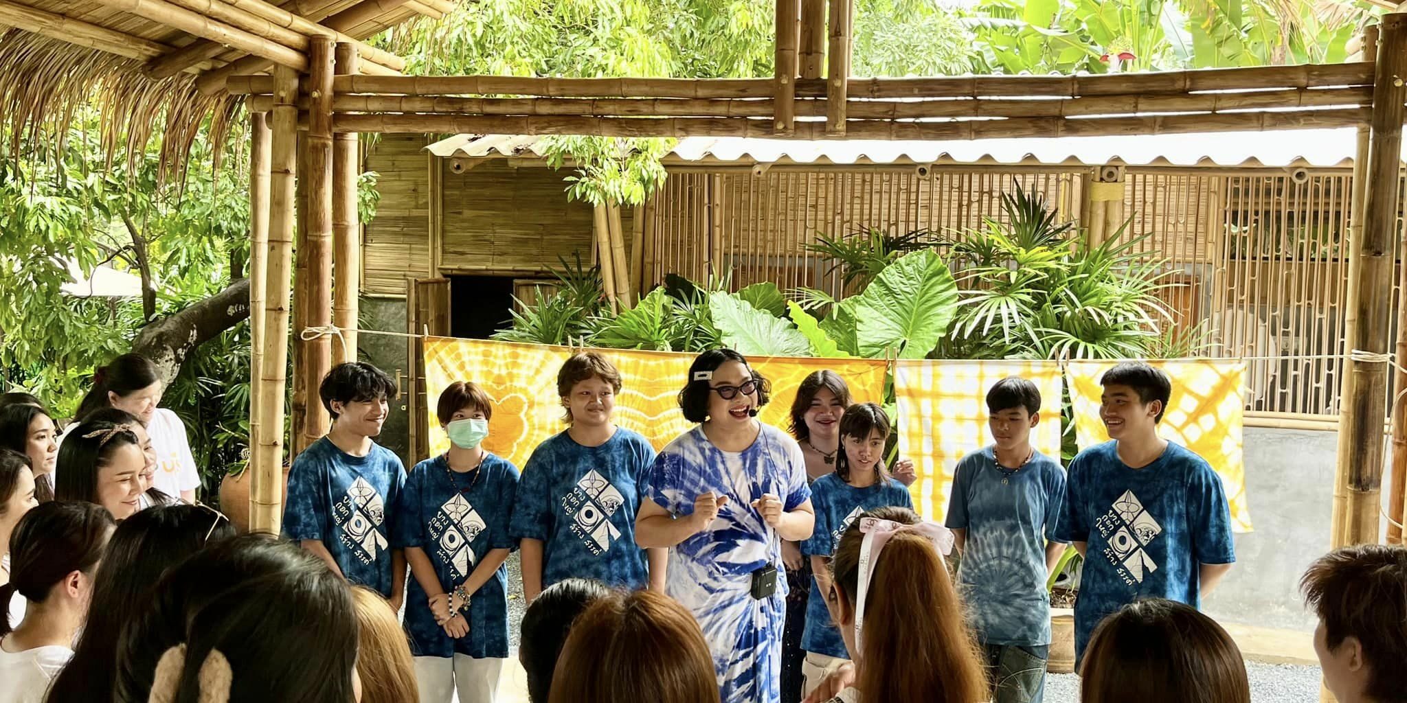 ยกระดับสินค้าและบริการด้วยนวัตกรรมและความคิดสร้างสรรค์ สอดคล้องกับไลฟ์สไตล์ของคนเมืองในยุคปัจจุบัน ส่งเสริม Soft Power เศรษฐกิจสร้างสรรค์อาชีวศึกษา